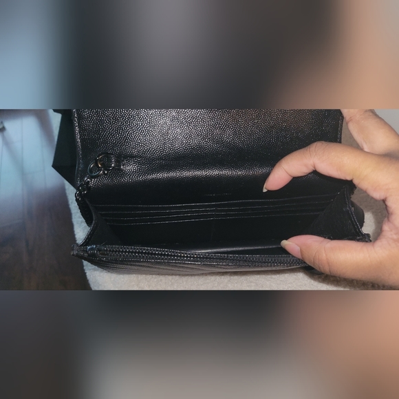 Authentic YSL WOC - Picture 5 of 11